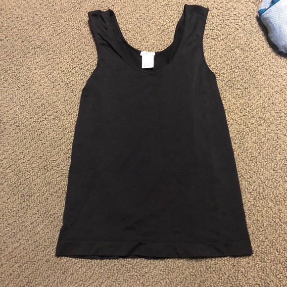 Black Guess tank top - Picture 1 of 3